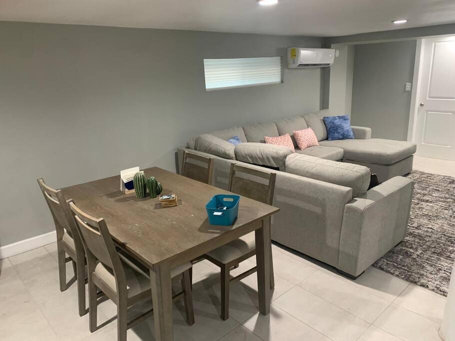 Stylish Basement Studio In Central El Paso - Very Spacious מראה חיצוני תמונה